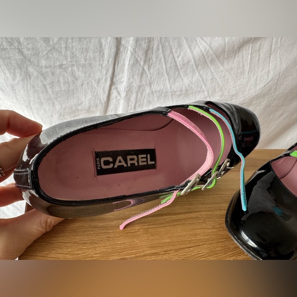 CAREL Ariana black patent with multi color strap 37 7 EUC Mary Jane - Picture 5 of 8